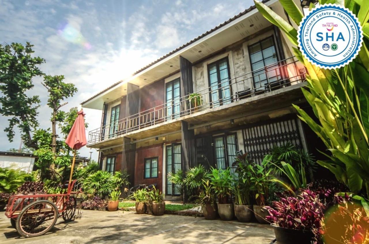 The Warehouse Chiang Mai Hotel Bagian luar foto