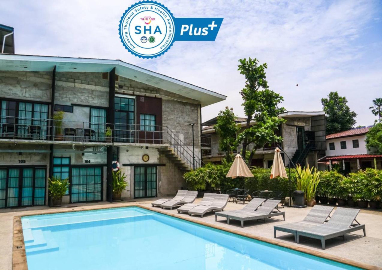 The Warehouse Chiang Mai Hotel Bagian luar foto