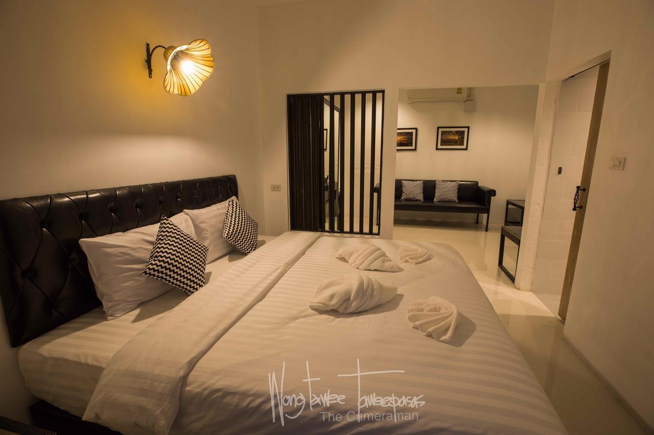 The Warehouse Chiang Mai Hotel Bagian luar foto