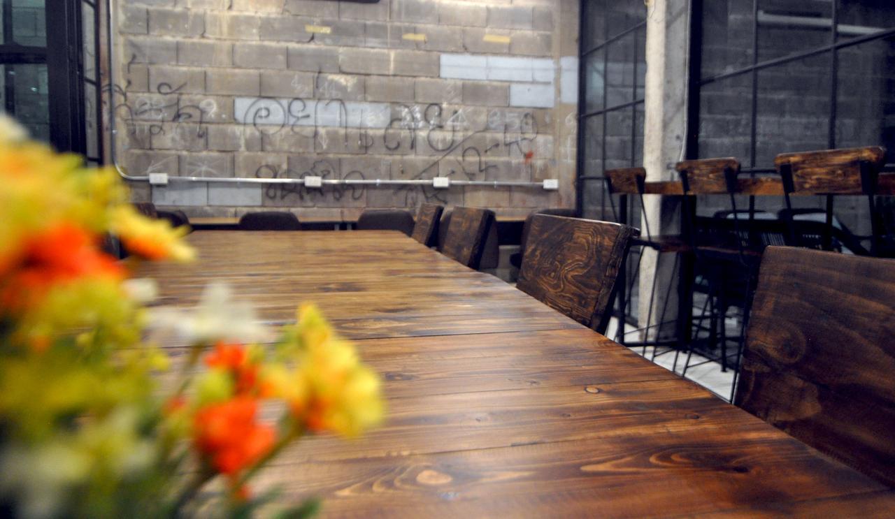The Warehouse Chiang Mai Hotel Bagian luar foto